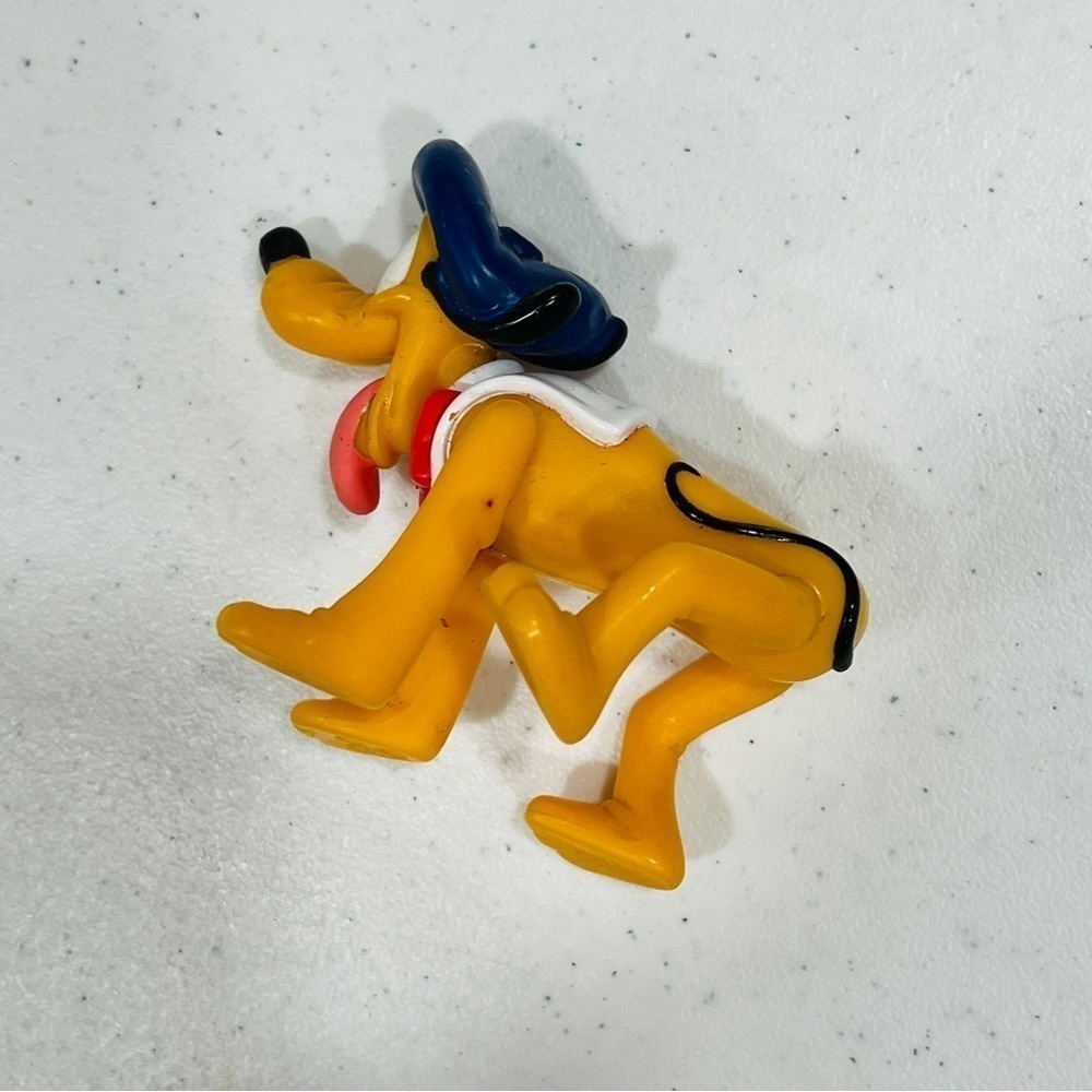 Vintage 1993 Pluto with Beret Action Figure Toy Disney Epcot Center - Picture 3 of 3